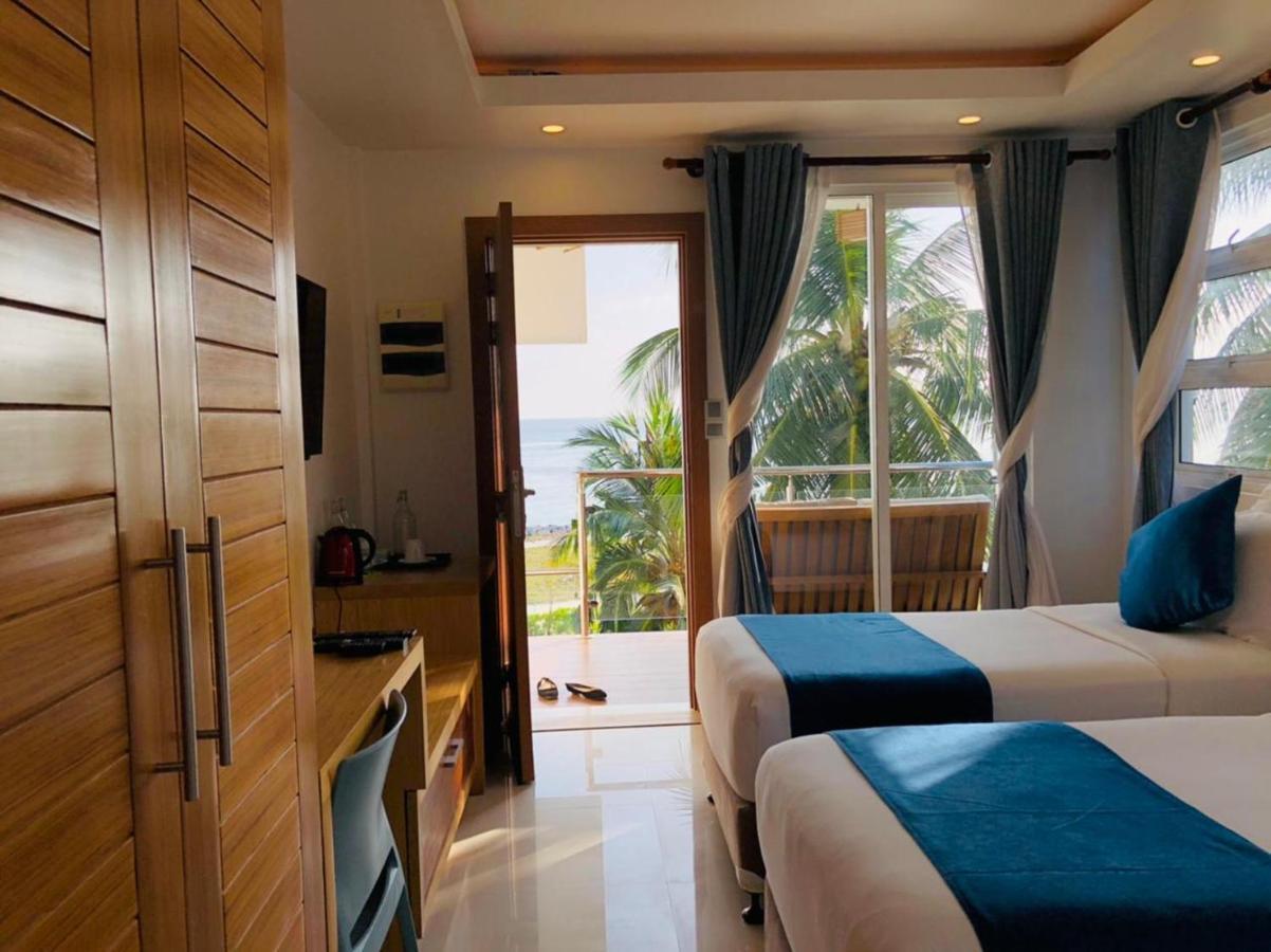 รีฟ เอดจ์ ทุลุสดู Hotel Thulusdhoo ภายนอก รูปภาพ