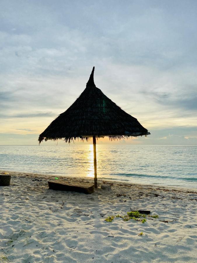 รีฟ เอดจ์ ทุลุสดู Hotel Thulusdhoo ภายนอก รูปภาพ