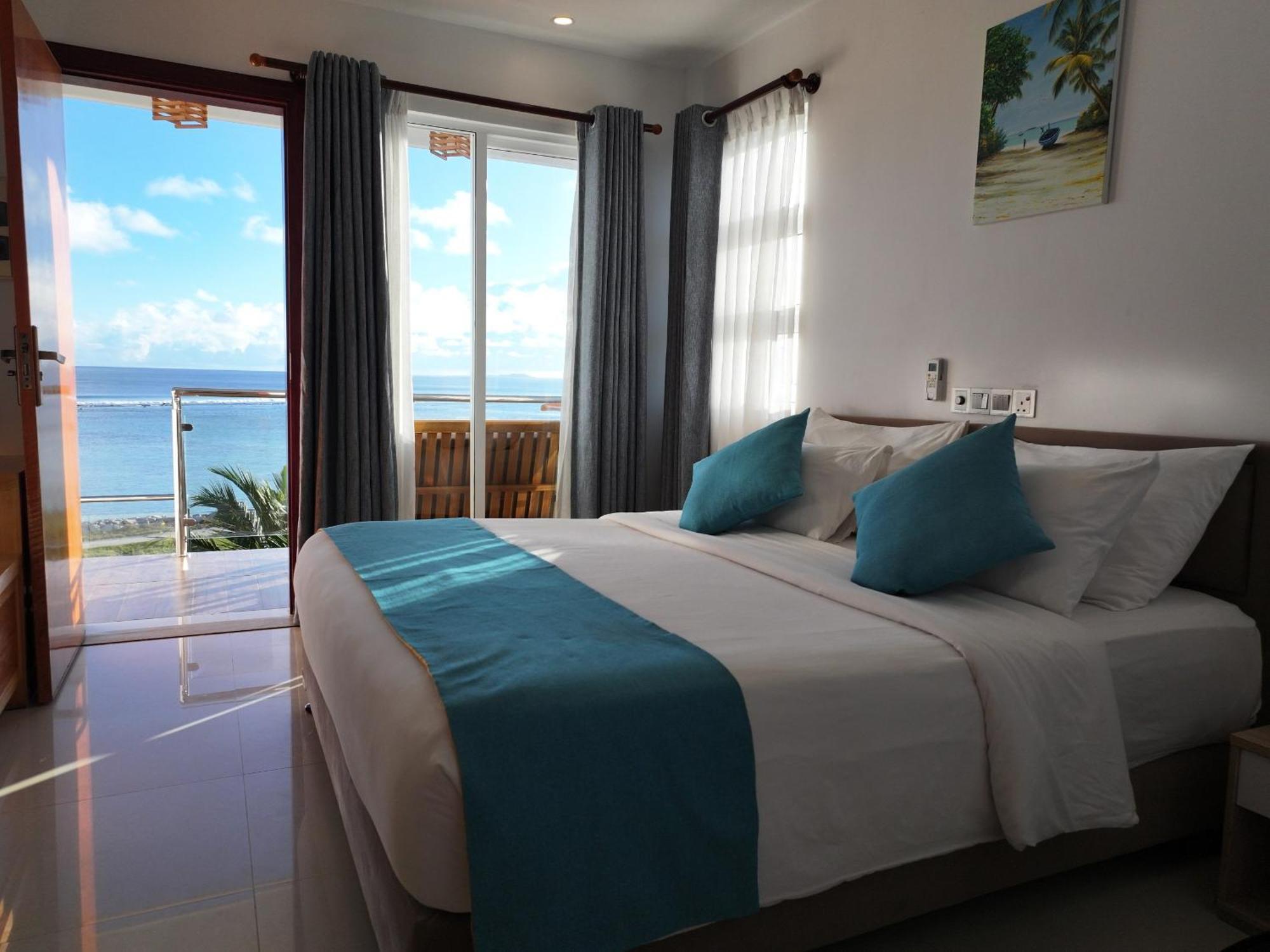 รีฟ เอดจ์ ทุลุสดู Hotel Thulusdhoo ภายนอก รูปภาพ