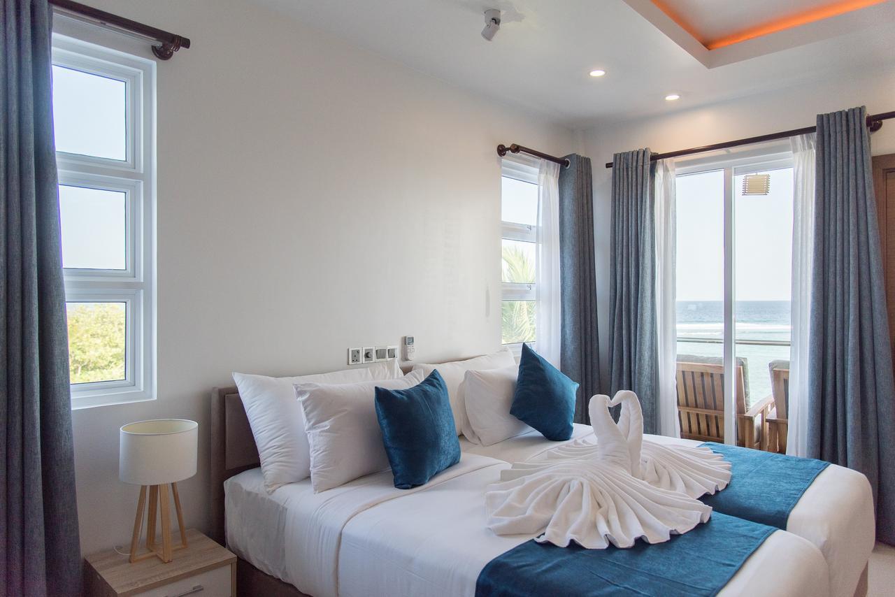 รีฟ เอดจ์ ทุลุสดู Hotel Thulusdhoo ภายนอก รูปภาพ