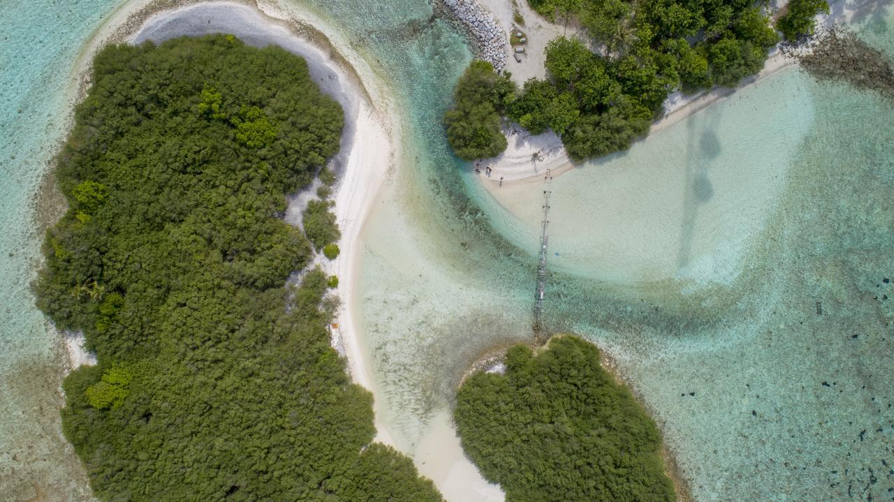 รีฟ เอดจ์ ทุลุสดู Hotel Thulusdhoo ภายนอก รูปภาพ
