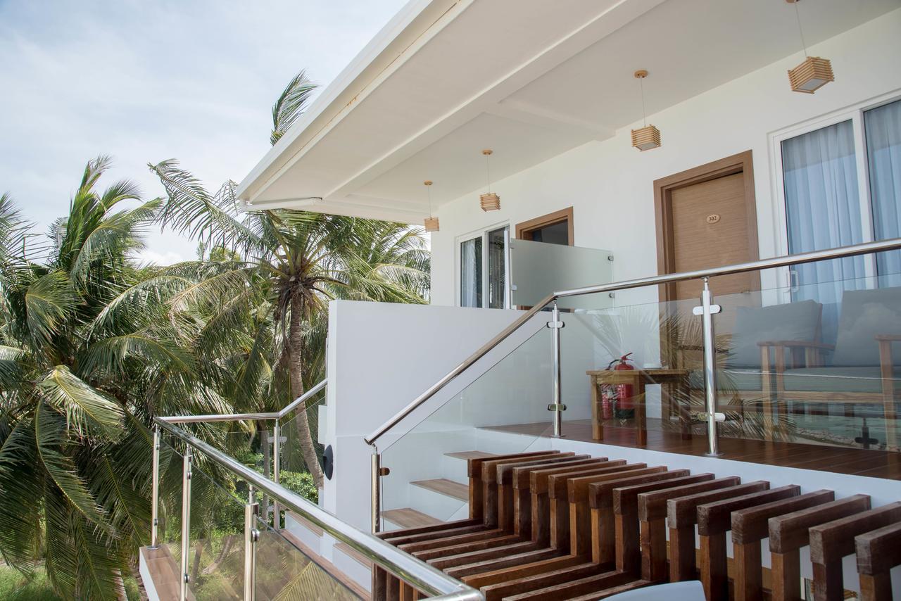 รีฟ เอดจ์ ทุลุสดู Hotel Thulusdhoo ภายนอก รูปภาพ