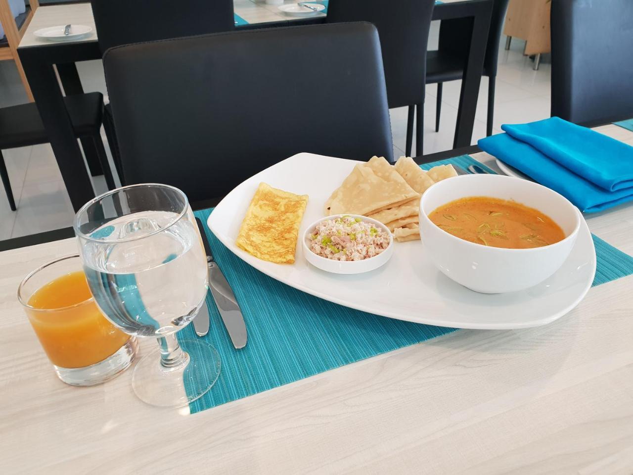 รีฟ เอดจ์ ทุลุสดู Hotel Thulusdhoo ภายนอก รูปภาพ